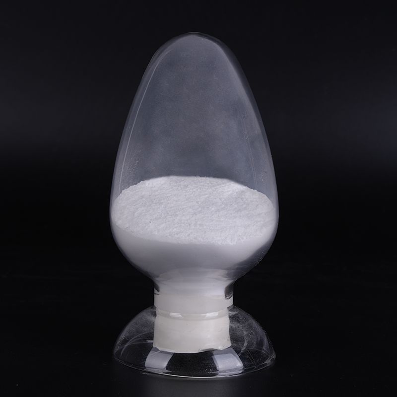 How does surface silanization improve the dispersion stability of silica powder in oil-based cosmetic systems?